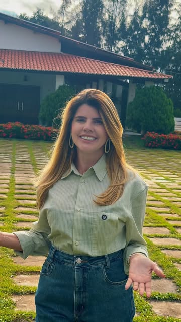 Apresentação da Ita Ville em sua área externa